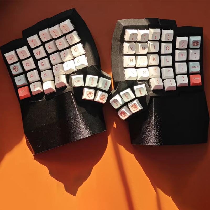 ダクティル・マヌフォーム・スプリットキーボードキット カスタ - Gaming Keyboard Ergonomics のレビューと価格